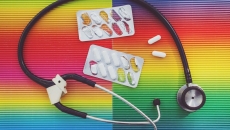 Stethoscope and pills