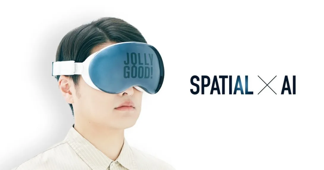 Person wearing Jolly Good VR headset
Person wearing Jolly Good VR headset