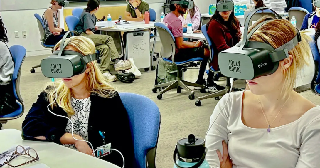 Medical students wearing Jolly Good VR headset
Medical students wearing Jolly Good VR headset