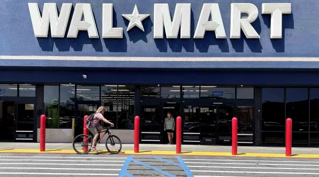 Walmart store front
