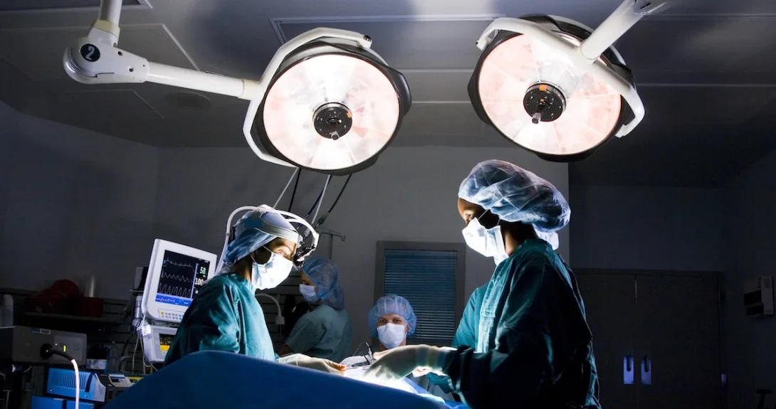 Surgeons in the operating room Surgeons in the operating room