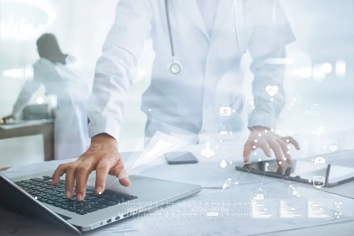 Synapse Medicine will roll-out the adverse drugs monitoring technology to increase the safety of the vaccination programme. COVID-19 vaccination